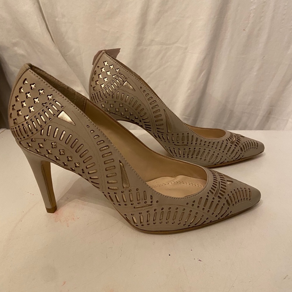 Carlo Rossetti tan cutout leather pumps 7.5 NWT